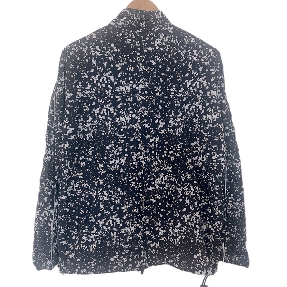 NWOT Oversized Flyweight Windbreaker in Spritz Size Medium - Picture 6 of 8